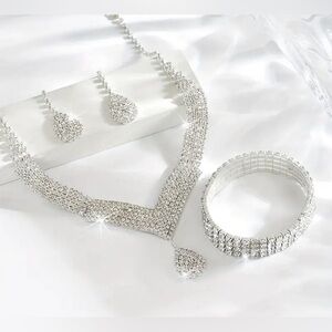 Beautiful 3 Piece Jewelry Set